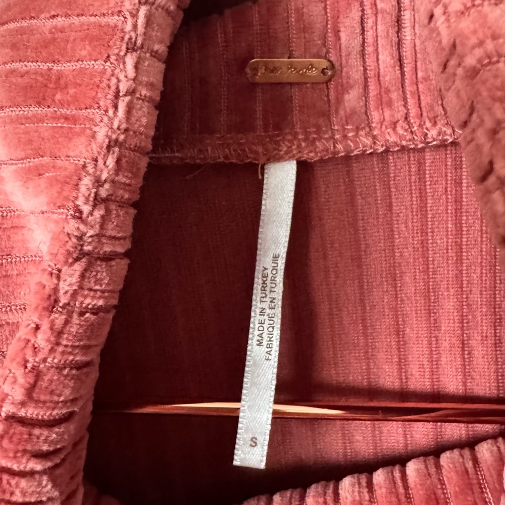 Free People Serena Ribbed Pink Pullover - Picture 6 of 11